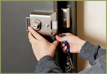 Anchor Locksmith Store Woodlyn, PA 484-283-5826 - change-locks-ervice